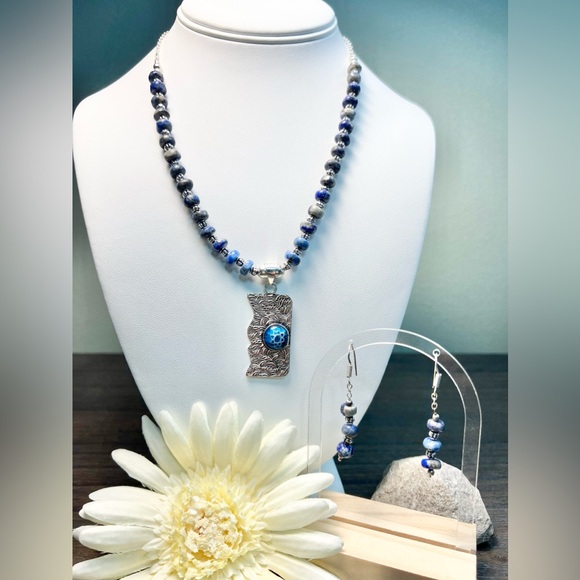 LAPIS LAZULI/MURANO GLASS NECKLACE SET - Picture 1 of 9